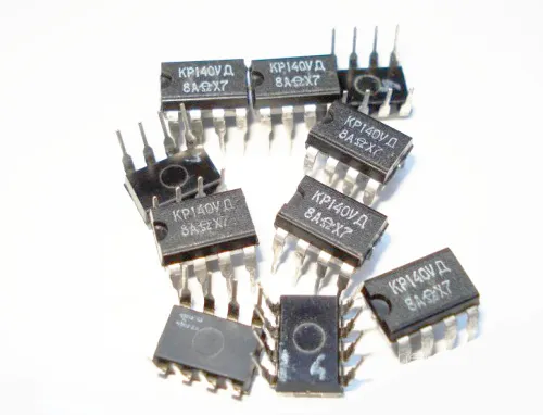 КР142ЕН10 микросхема фото 3